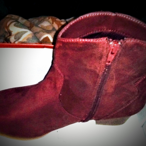Western Bootie Size 10 Wine NIB - Picture 3 of 4